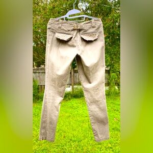 Cache  Skinny Jeans Tan Rivets size 4